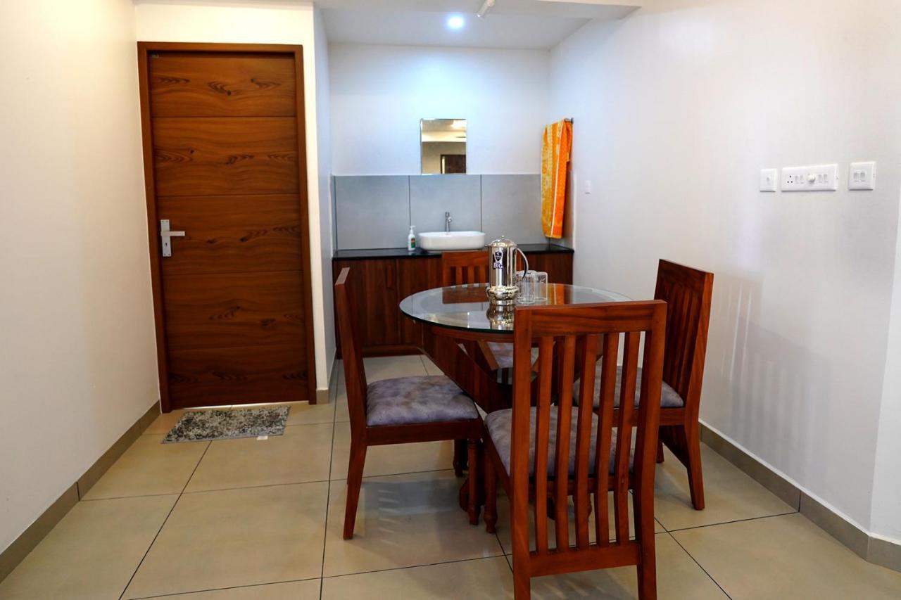 Kadampanattu'S Homestay Kochi Esterno foto