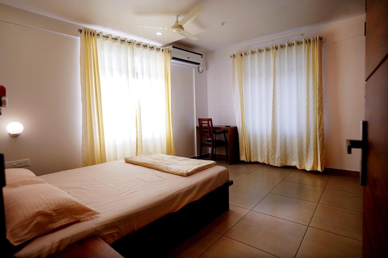 Kadampanattu'S Homestay Kochi Esterno foto