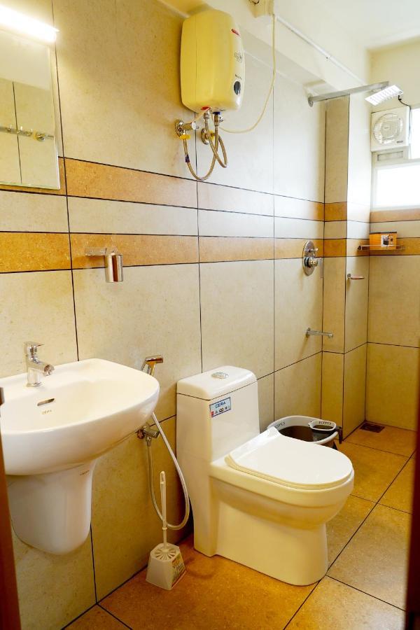 Kadampanattu'S Homestay Kochi Esterno foto